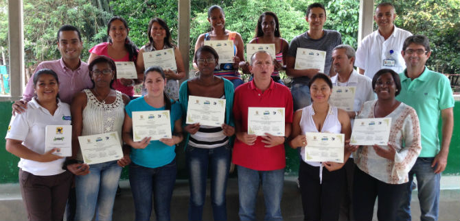 Profesores de El Hormiguero recibieron clases de salud sexual y prevenci�n del sida