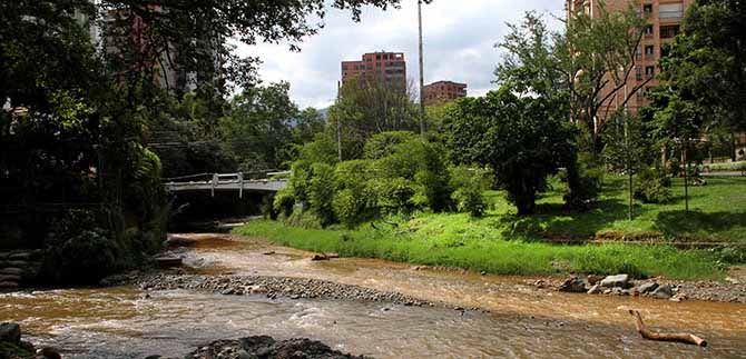 Durante limpieza al r�o Cali revelar�n colegio ganador de concurso del Dagma