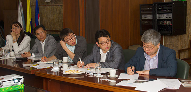 Corea del Sur apoyar�a programas de vivienda, transporte y servicios en Cali