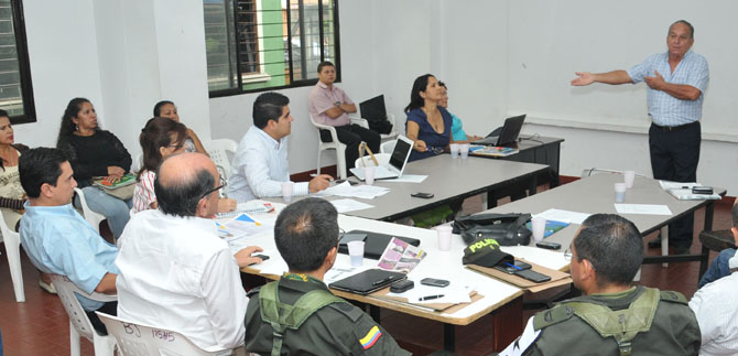 L�der de la Comuna 11 destaca labor del Gobierno cale�o