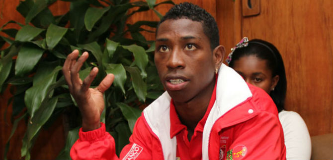 Este martes Alcald�a de Cali entrega subsidio de vivienda al  Momo Romero