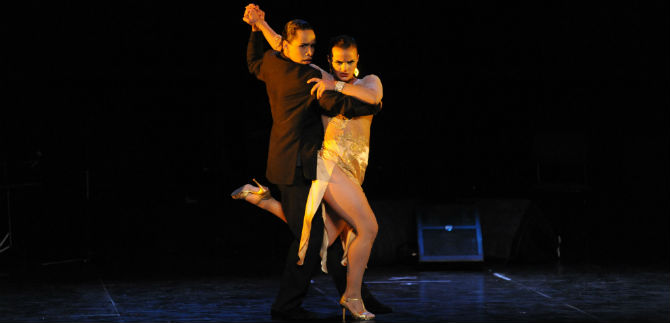 Su majestad el tango llega al Paseo de la Avenida Colombia