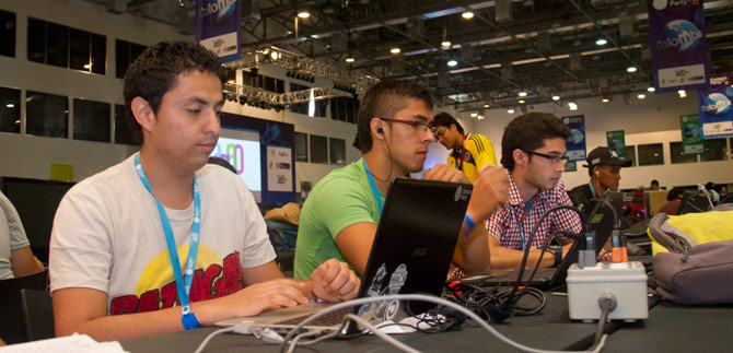 Soy un geek desde los 8 a�os: Gustavo Salgado Ocampo, campusero del Campus Party