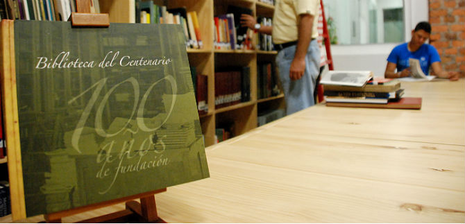 Exposici�n en la Biblioteca Centenario sobre Petronio y el Pac�fico