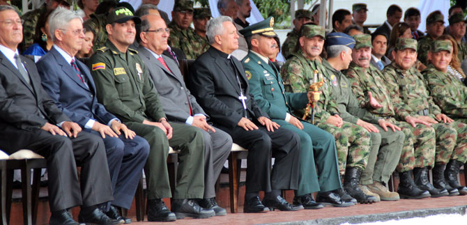 Administraci�n exalta al saliente jefe del Comando Conjunto del Suroccidente