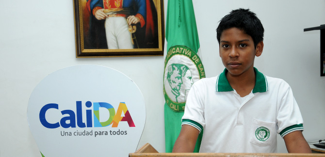 Estudiante de 14 a�os de Santa Librada representa a Cali y al occidente en Sup�rate 2014