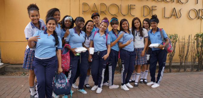 Cursos t�cnicos reciben j�venes de la Comuna 4