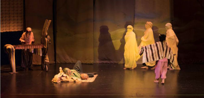 600 j�venes afro de territorios TIOS apreciaron obra del maestro Buenaventura