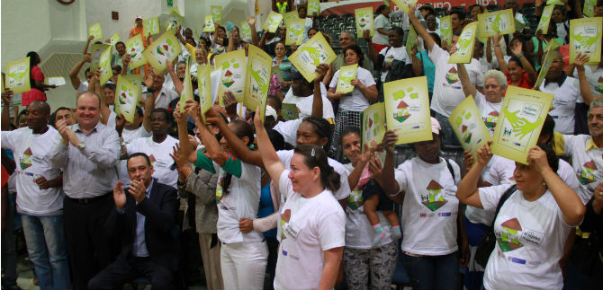 60 familias reubicadas cumplir�n este jueves el sue�o de titular su vivienda