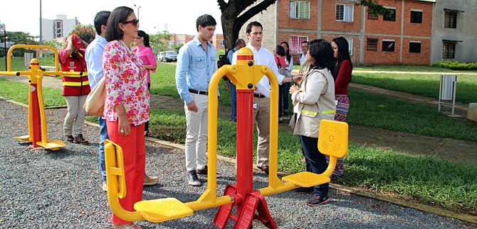 Tres barrios disfrutan 10 nuevas zonas verdes, entregadas al Municipio por constructoras