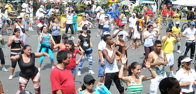 Pase un domingo en familia con la Ciclovida Cali