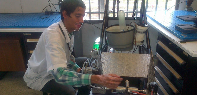 Alcalde pide votar por inventor cale�o Wisner Osorio, en History Channel