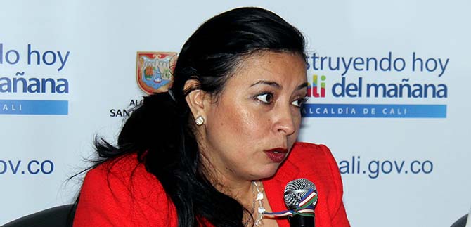 Nueva titular del deporte cale�o es la economista Claudia Fernanda Rojas