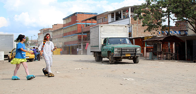 Anuncian pavimentaci�n de la carrera 1D del barrio Petecuy II; en enero arrancan obras