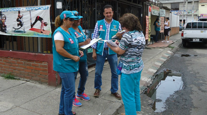 Jornada de prevenci�n del dengue y chikungu�a en la Comuna 2