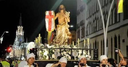 Empresa cale�a apoy� la participaci�n en la procesi�n