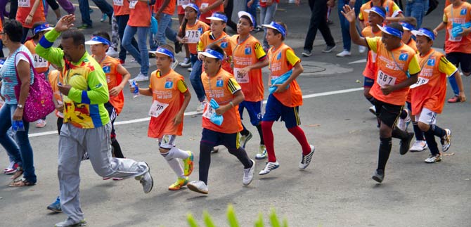 Con la Mini 4k, Cali inicia la fiesta del atletismo juvenil mundial