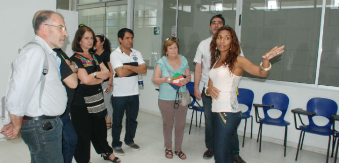 Formaci�n de agentes comerciales en el Centro de Emprendimiento de la comuna 13