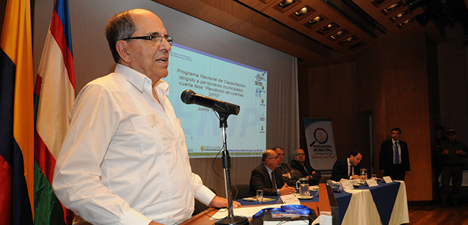 Alcalde Guerrero mostr�  al Procurador General panorama de intervenci�n social en Cali