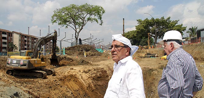 Alcalde inspeccion� obras de la Estaci�n Paso del Comercio
