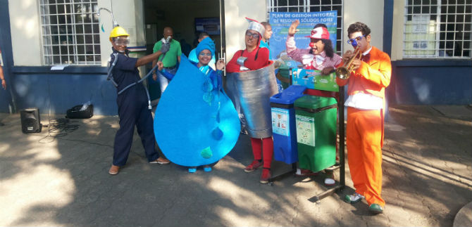 Con actividades l�dicas, Salud promueve manejo adecuado de residuos solidos