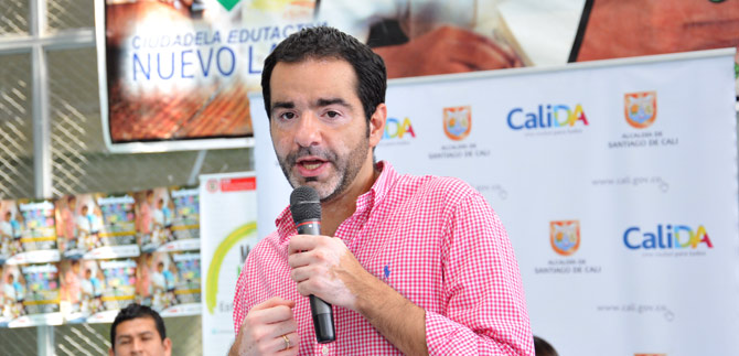 Saliente asesor de paz hizo relaci�n de su trabajo en la gesti�n del Alcalde Guerrero