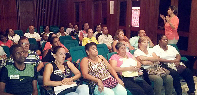 Cinco mil servidores p�blicos se capacitaron para brindar servicio eficiente y transparente