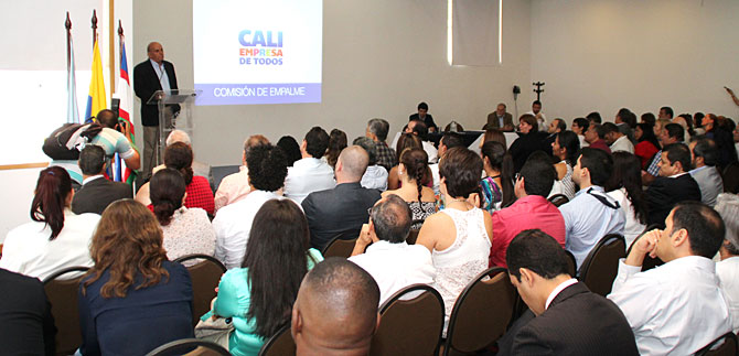 Alcalde somos todos, dijo Maurice Armitage, al instalar comisi�n de empalme