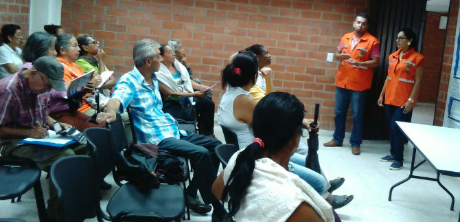 Los adultos mayores de la comuna 7 recibieron atenci�n psicosocial