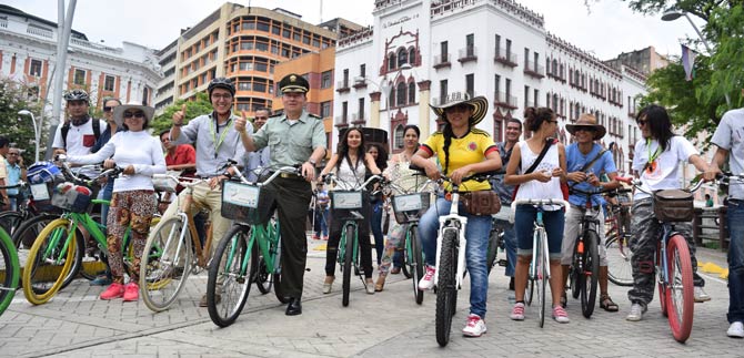 Promoveremos uso de la bicicleta como complemento del transporte p�blico: Armitage