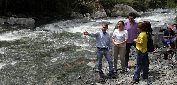 Delegaci�n de Corpovisionarios y de la Asesor�a de Cultura Ciudadana visitan los r�os Cali y Pance