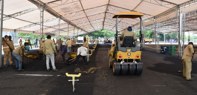 A toda m�quina, Secretar�a de Infraestructura afirma el piso del Petronio