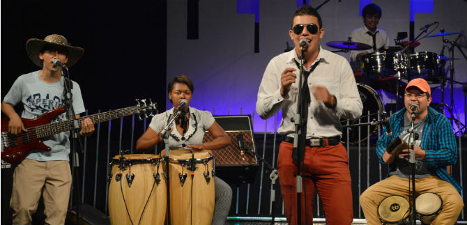 Cale�os ya pueden participar en Talleres de Iniciaci�n Art�stica en 16 comunas y seis corregimientos