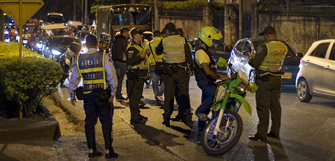 273 agentes de seguridad en los 5 puestos de control instalados en v�a al mar