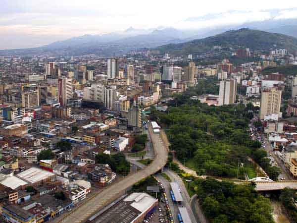 Gobierno cale�o evalu� posibles causas de emergencia por lluvias el domingo