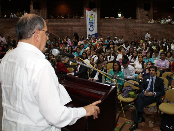 La ciudad pondr� en marcha el �Plan nacional integral para garantizar a las mujeres una vida libre de violencias�