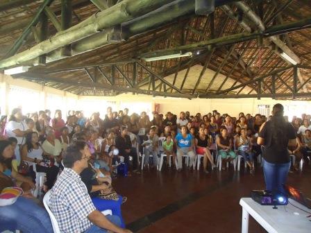 La Comuna 18 ya tiene a sus mujeres l�deres para trabajar por M�s Familias en Acci�n