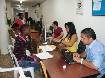 Convocatoria a adolescentes y j�venes para cursar estudios superiores