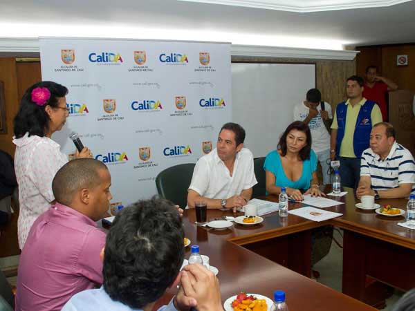 Minvivienda se comprometi� con subsidios para madres comunitarias