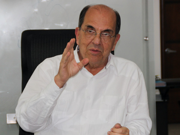 Caprecom debe pensar en sus afiliados, cumpliendo con sus obligaciones: Alcalde