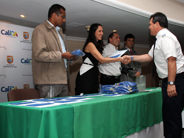 Metro Cali lanza programa de incentivos a operadores del MIO