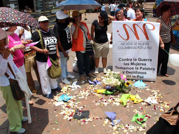 �El proceso de paz debe ser un prop�sito de todos los colombianos�