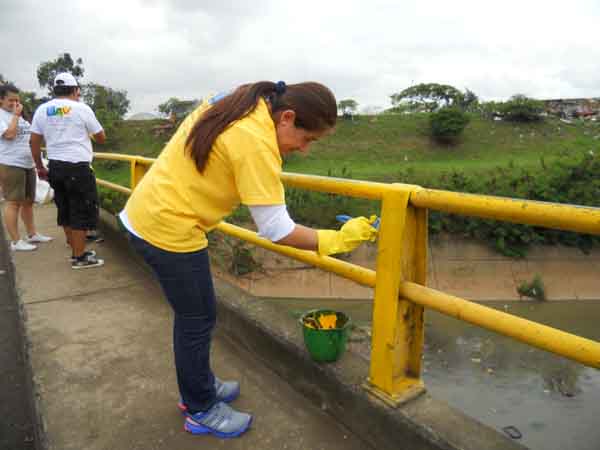 Cali se embelleci� en el segundo d�a c�vico