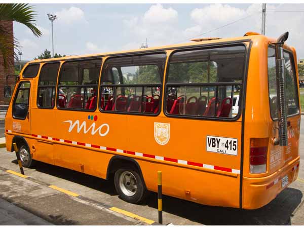 Este s�bado empieza a operar la segunda ruta alimentadora con buses naranja