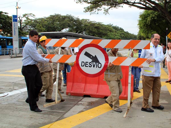 La Administraci�n Municipal puso en servicio la obra de carriles mixtos en la calle 5