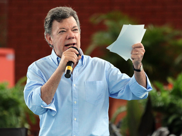 El presidente Santos reconoce la gesti�n de Cali para impulsar proyectos por la educaci�n con tecnolog�a; iniciativa recibe recursos