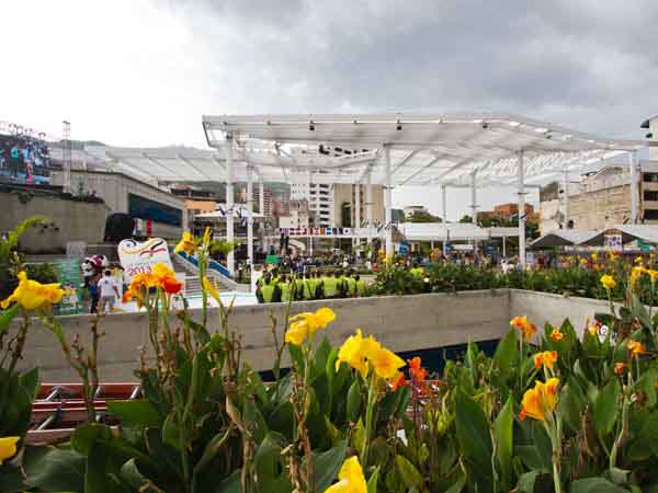 La Loma de la Cruz, la colina de San Antonio y la Plazoleta Jairo Varela ofrecen Internet a la comunidad