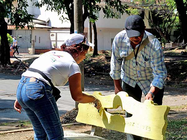 La Comuna 17 trabaj� unida con la Alcald�a en la minga por uno de sus parques