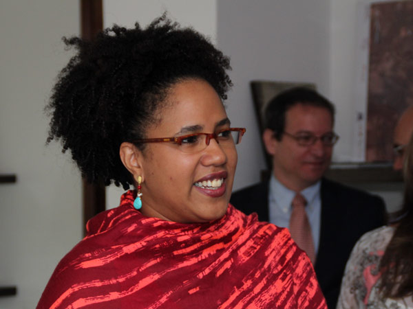 La secretaria Mayra Mosquera informa que solo por este mi�rcoles no atender� al p�blico