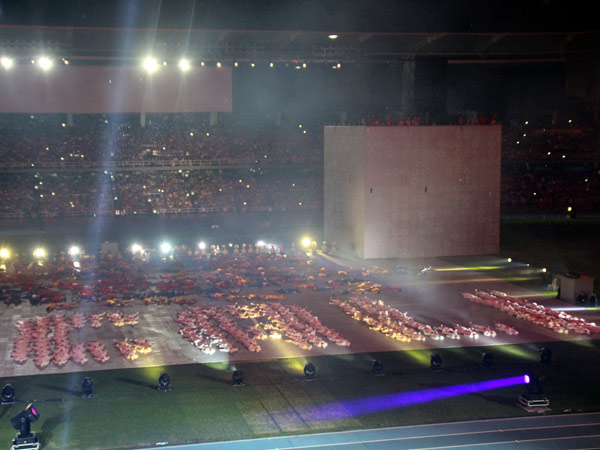 Propios, turistas y deportistas coinciden en que Cali se luci� durante la inauguraci�n de los Juegos Mundiales